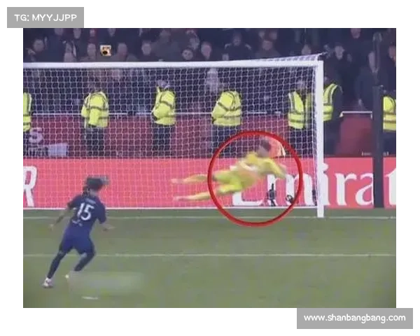 守门员扑点球时判断方向的关键因素与技巧解析