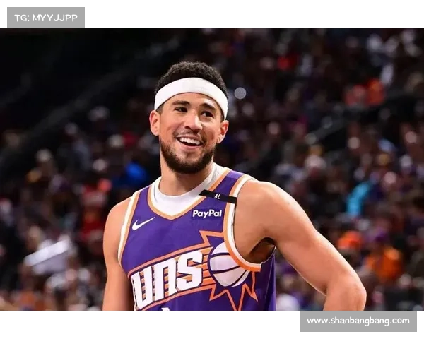 德文·布克凭借超凡技巧与灵活性让防守者苦不堪言